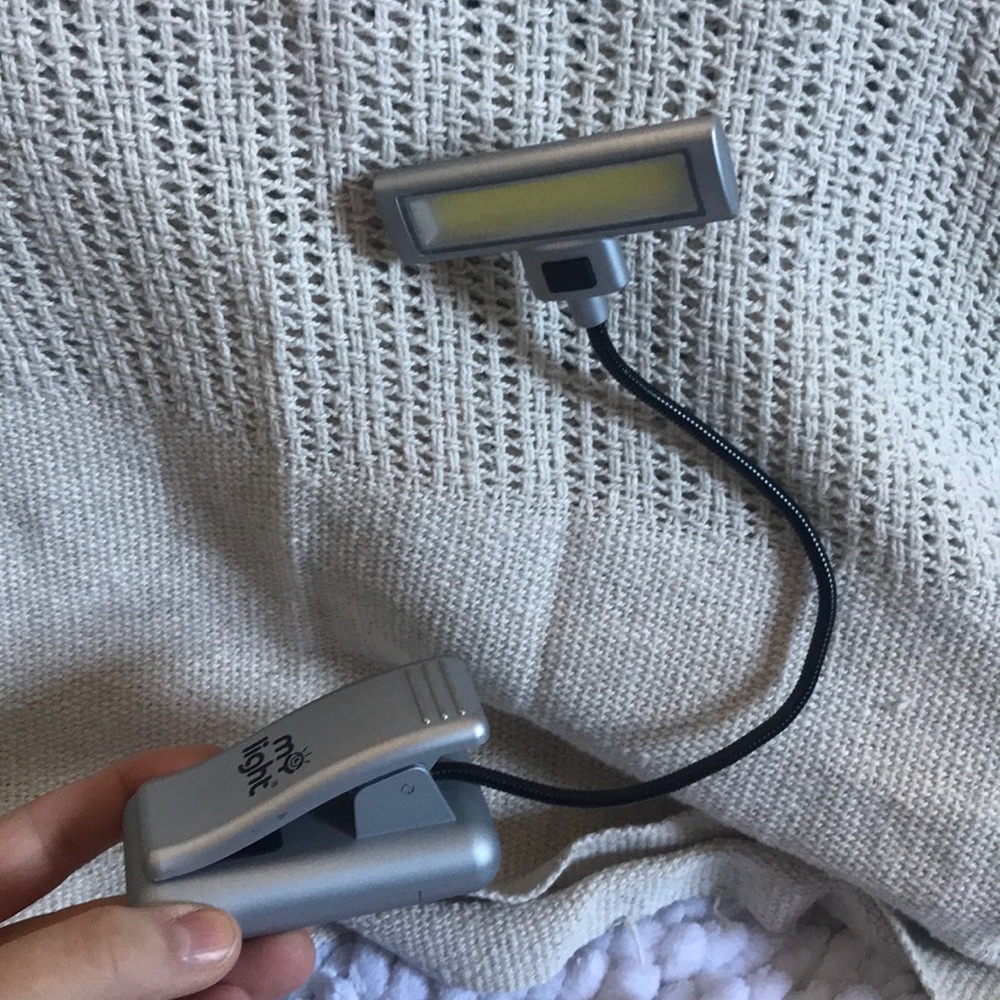 Reading light